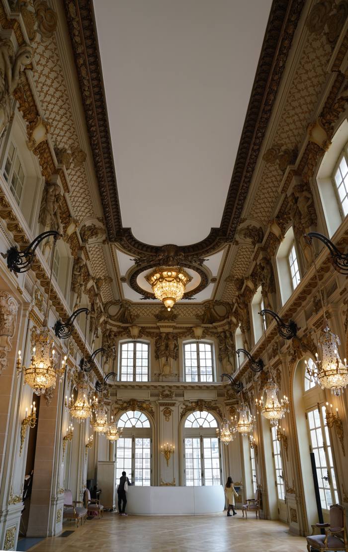 Grand foyer de l'Opéra national de Nancy-Lorraine, lustres et boiseries